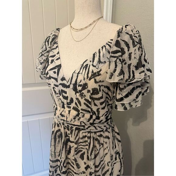 NWOT Banana Republic Black/White Printed Ruffle Sleeve Maxi Dress - Size 6 - 629 - Picture 2 of 12